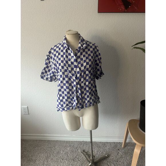 Holiday by Emma Mulholland Women's White and Blue Button Up Shirt - Picture 1 of 6